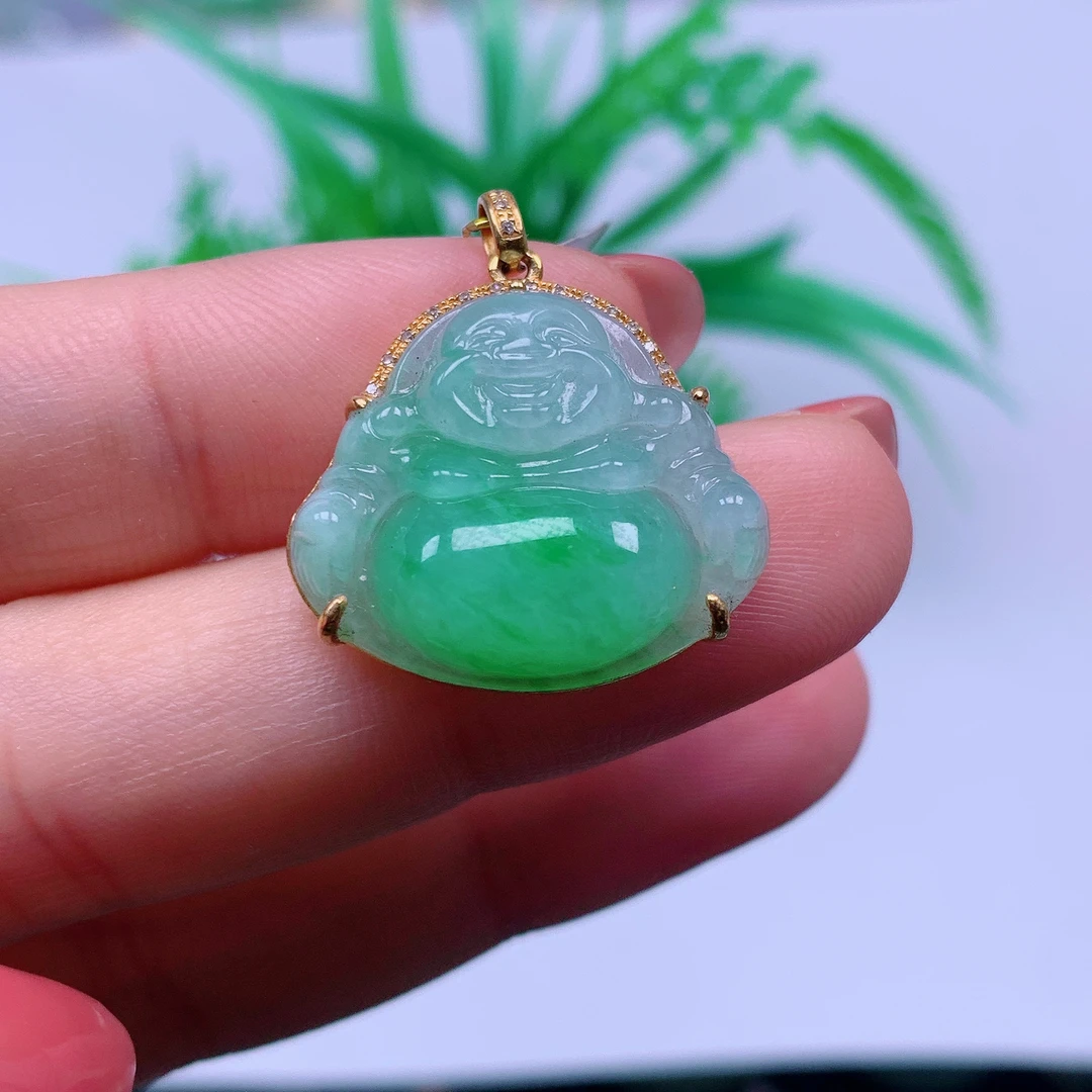 缅甸天然A货翡翠，飘绿佛公 编号13/121尺寸21.1-22.9-7.2