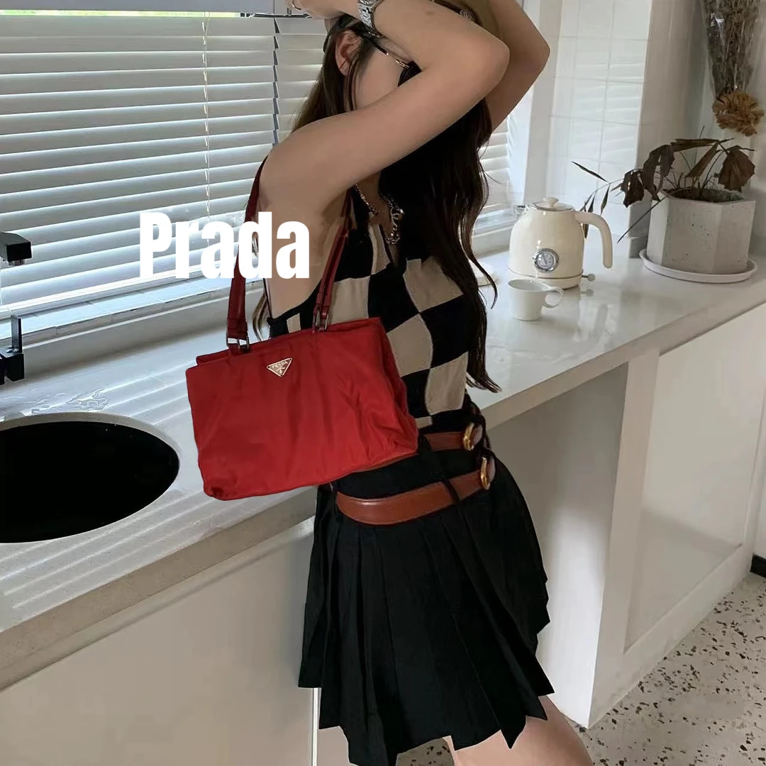 修复品618563/Prada/普拉达腋下包