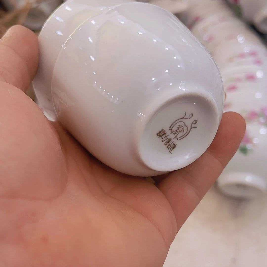 小杯子小杯子八零后