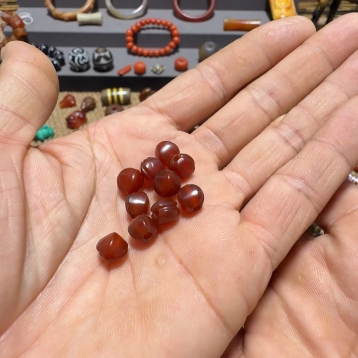 随***）玛瑙/玉髓未镶嵌手链