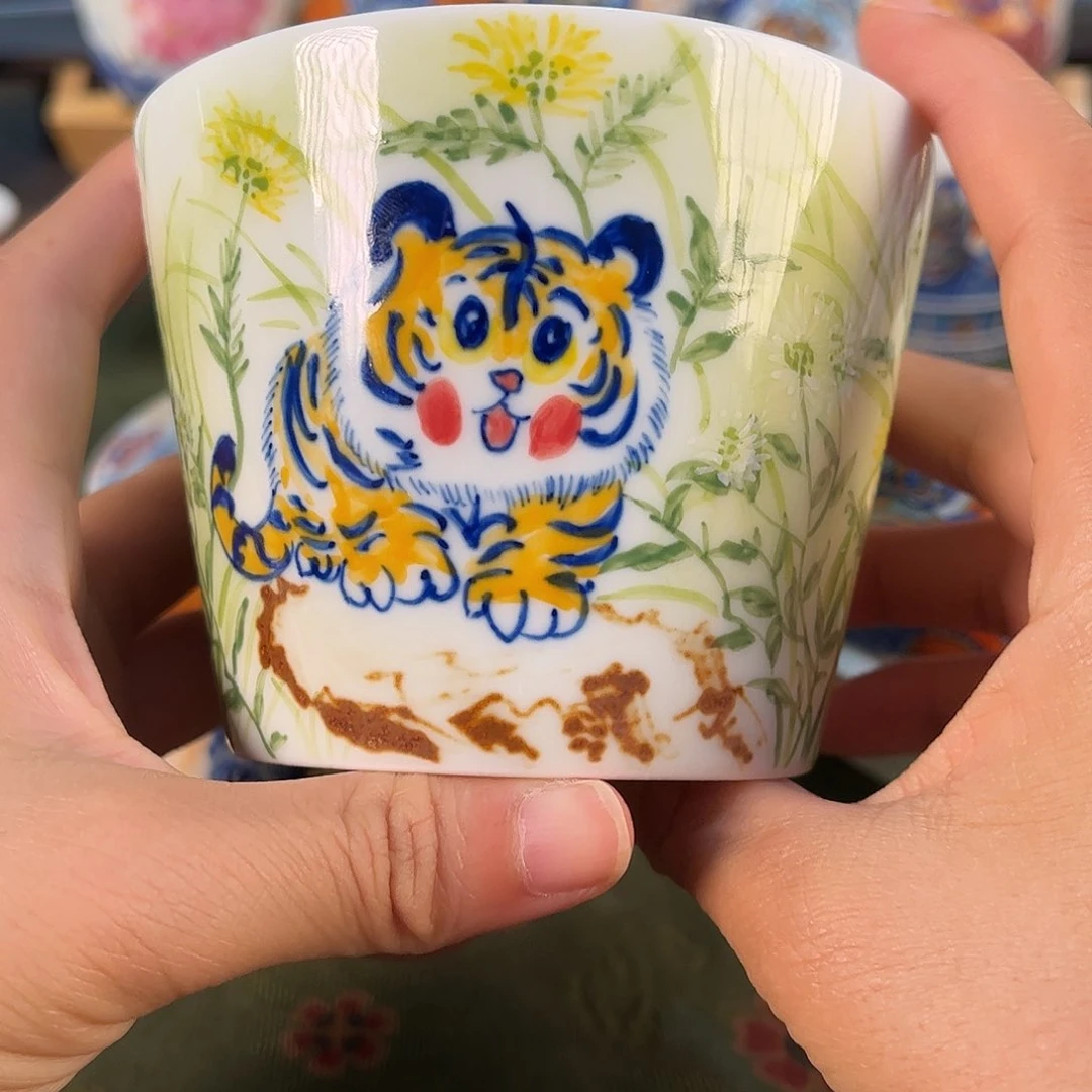 手绘釉下五彩老虎小冰桶可乐杯