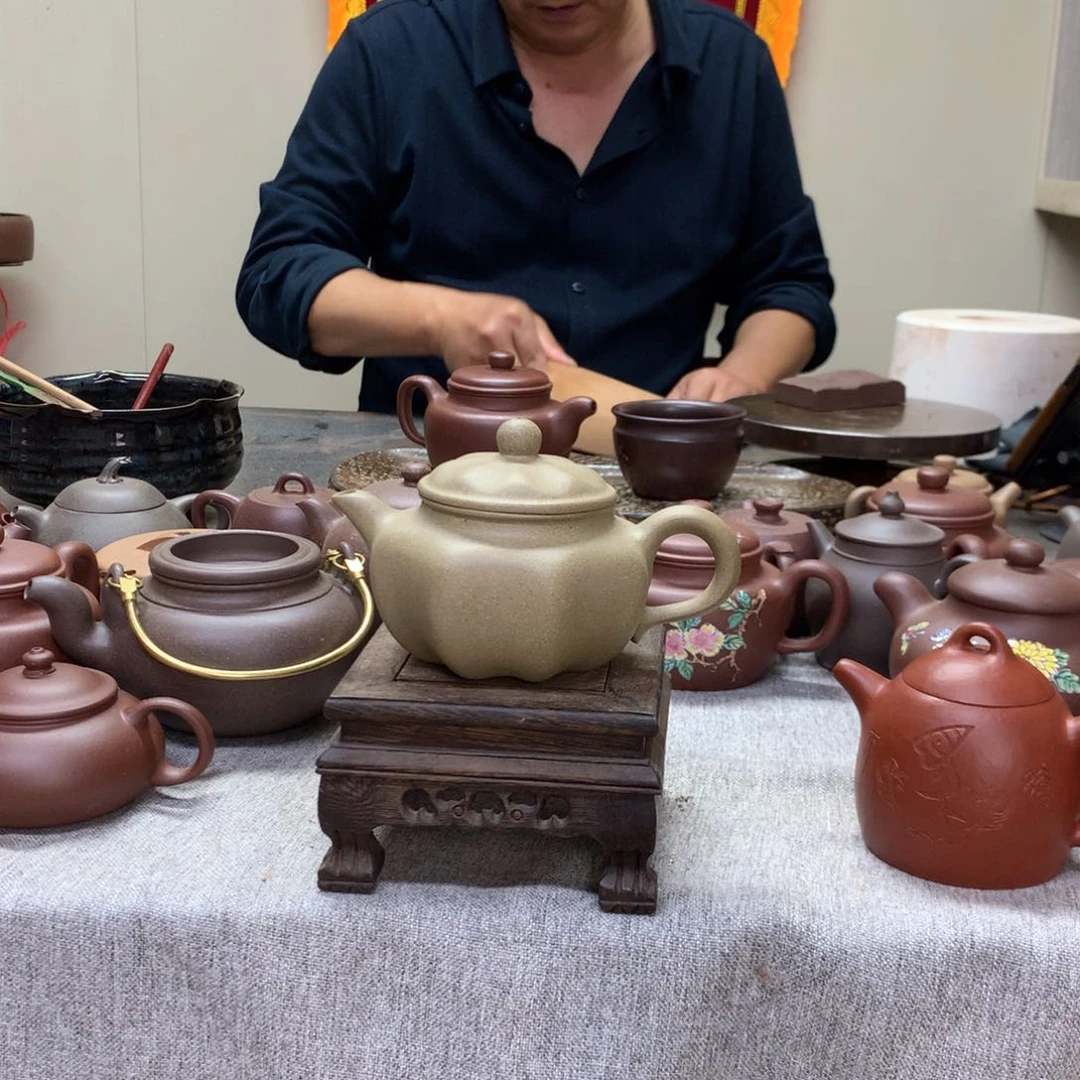 茶壶段泥八面玲珑260 c半手工制作