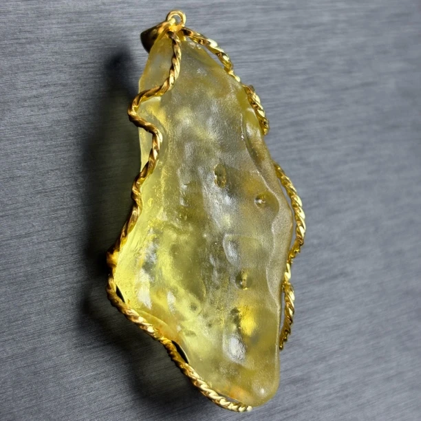 非金属玻璃吊坠 利比亚玻璃陨原石包边吊坠