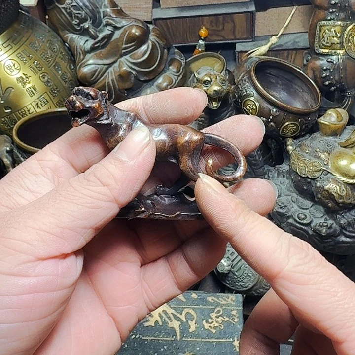 铜器摆件收收藏藏