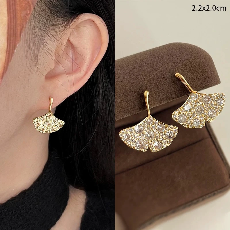 铜合金耳饰 【Q83】气质轻奢百搭简约简约优雅精致网红设计师耳环