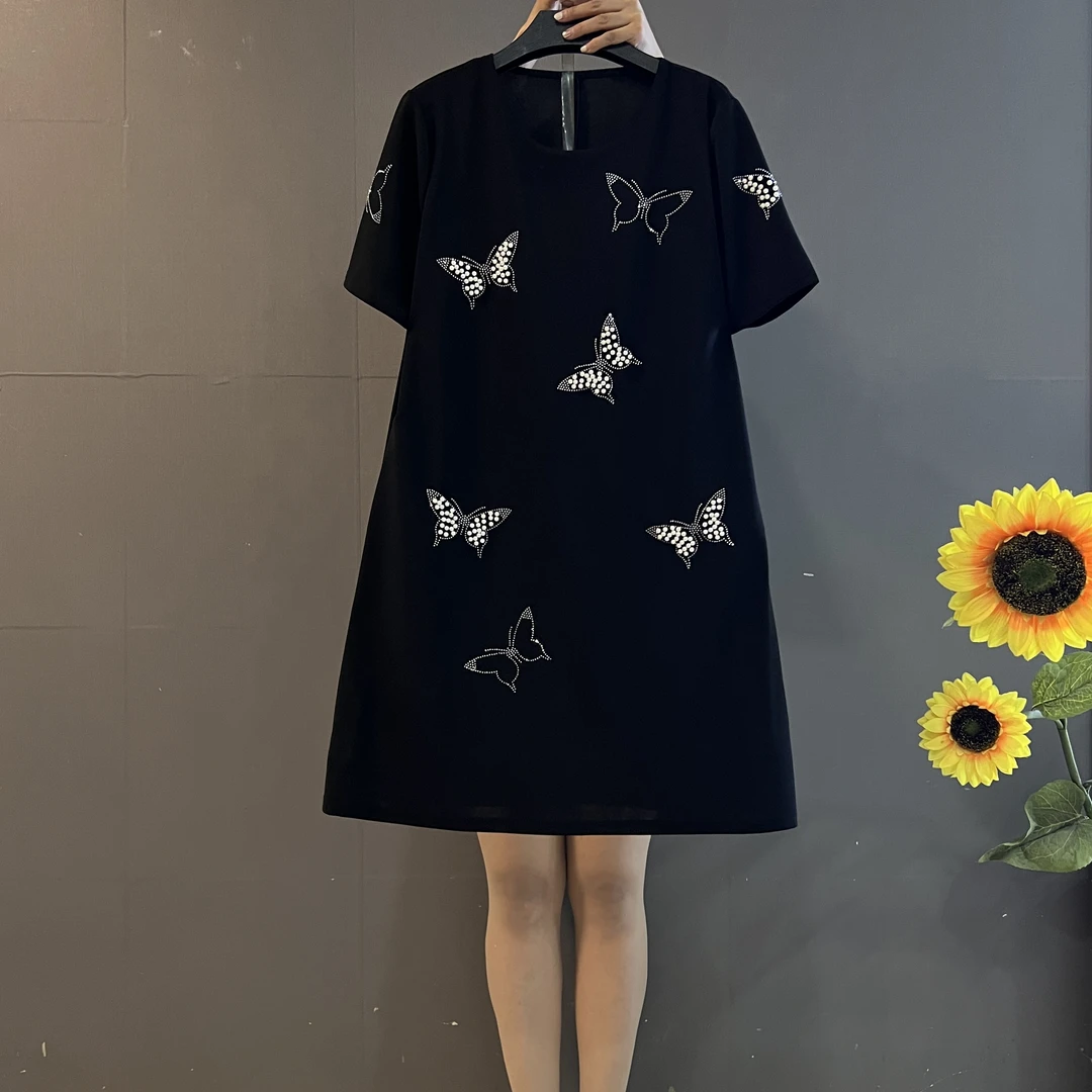 胖妹妹宽松钉珠蝴蝶设计遮肉显瘦大码连衣裙10133