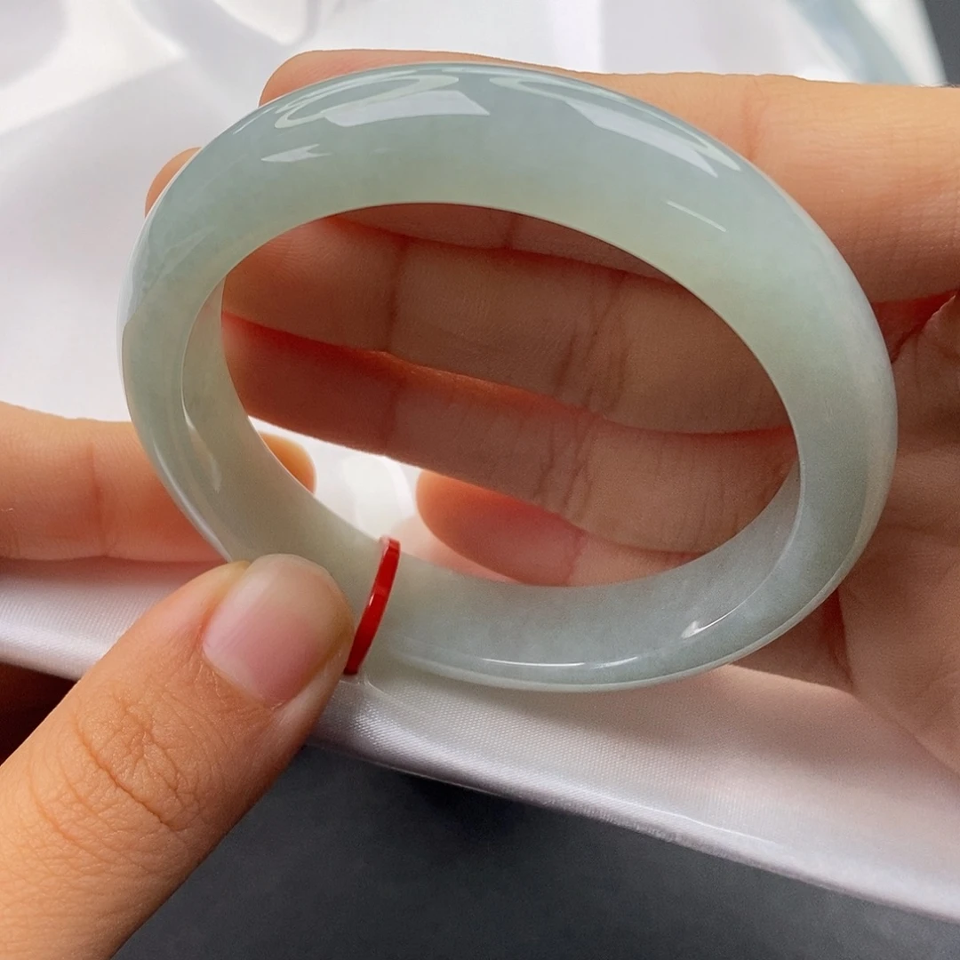 翡翠未镶嵌手镯53.3正圈