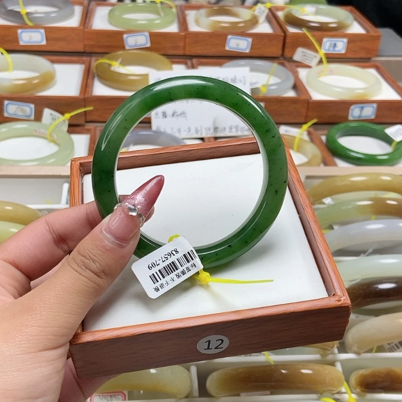 【闪购商品】和田玉手镯未镶嵌