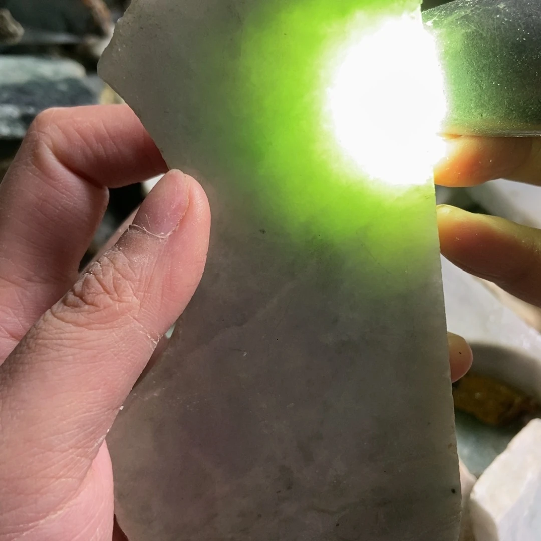 翡翠未镶嵌把件天然翡翠