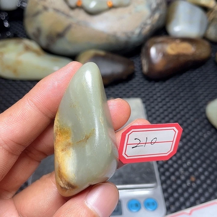 未镶嵌和田玉挂件210