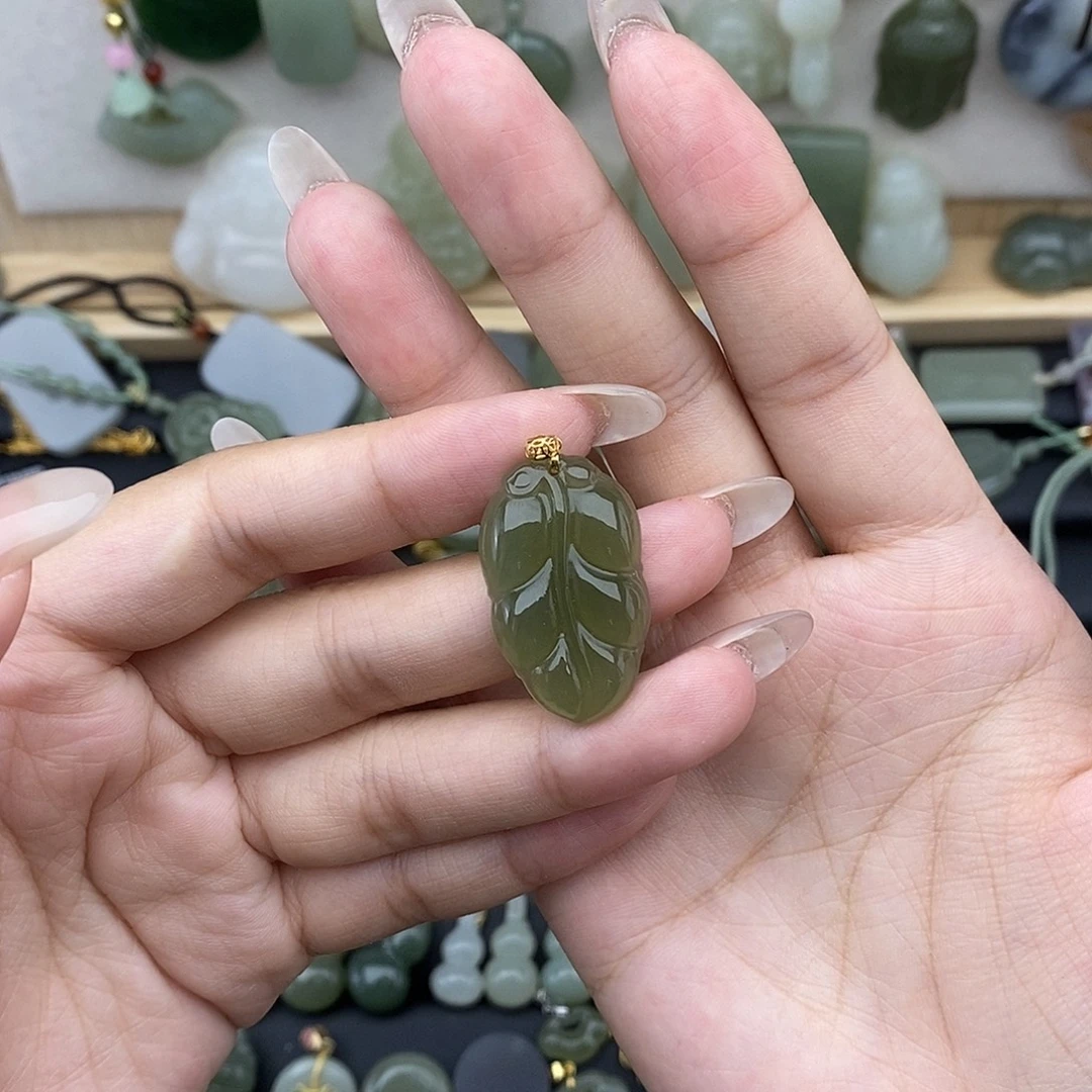 和田玉18K金镶嵌吊坠(不含链)