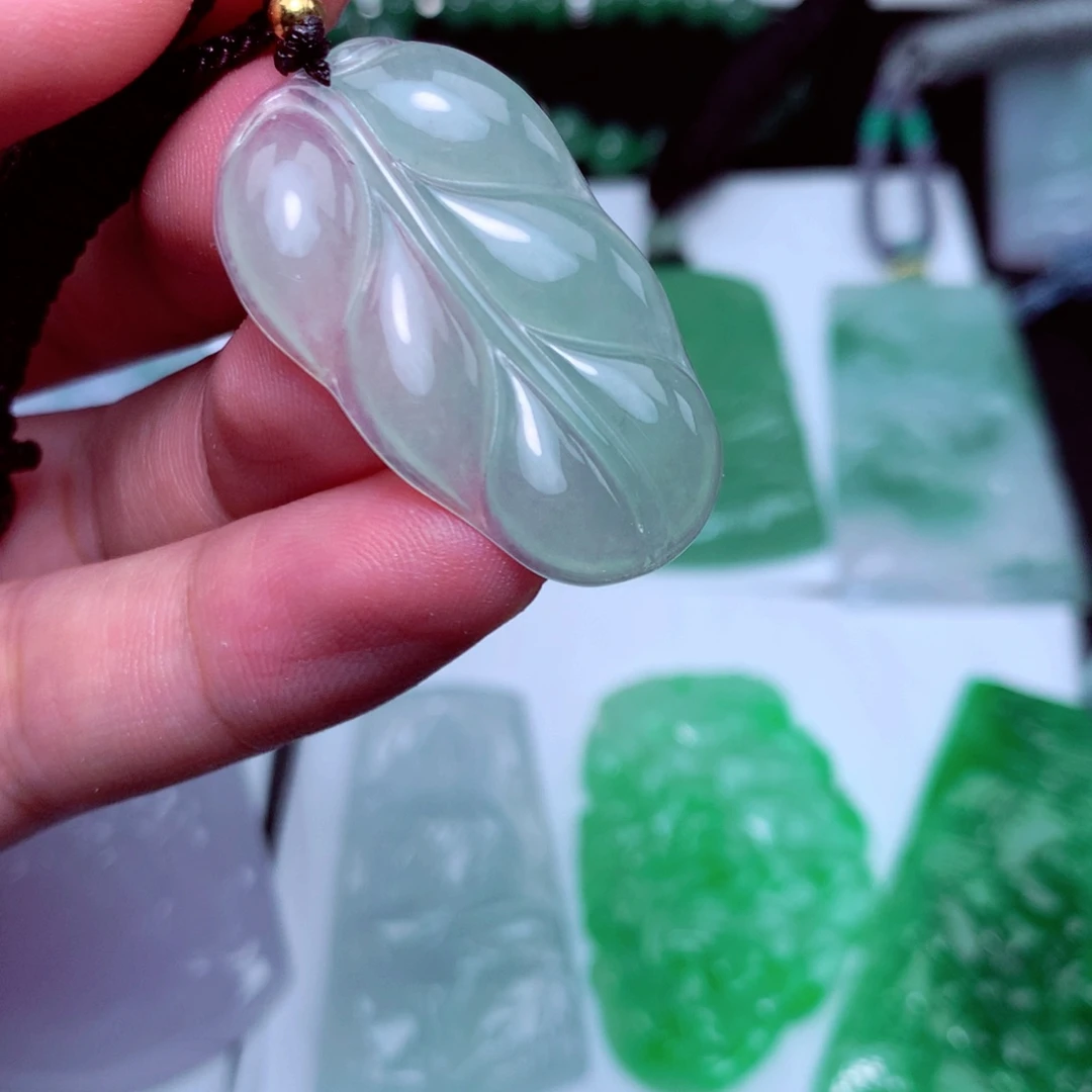 颈饰未镶嵌翡翠天然A货翡翠
