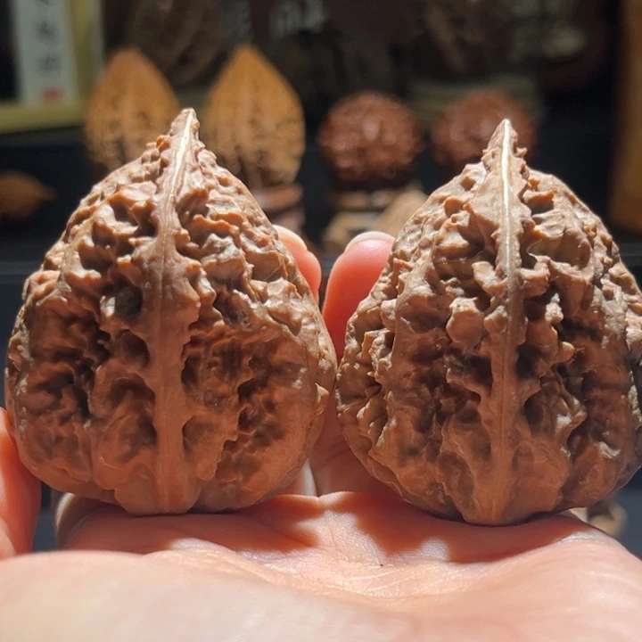 文玩核桃吊坠娇美楸6