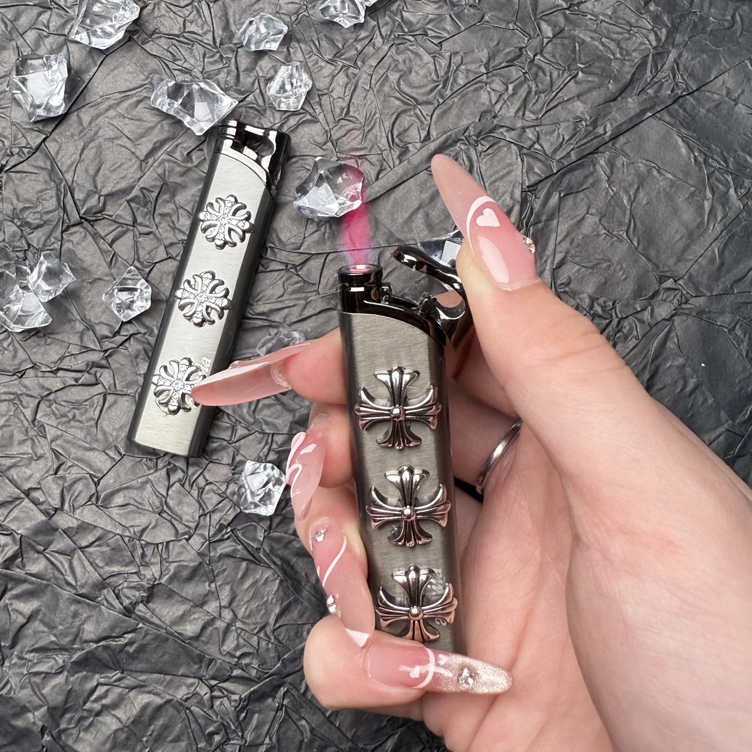 苏苏原创高颜值手工定制防风粉焰打火机金属个性耐用送男女友礼物
