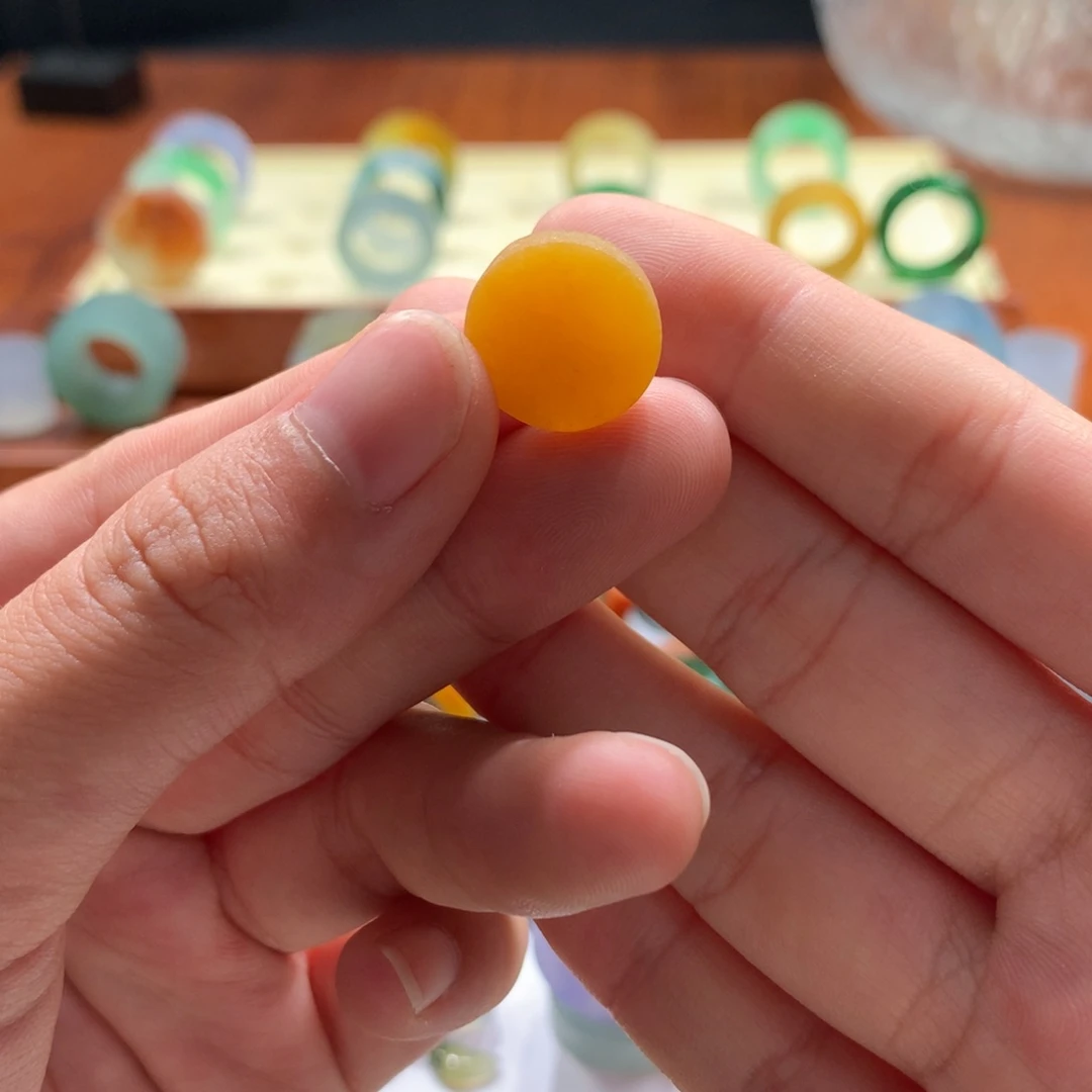 定制翡翠未镶嵌肉****家包雕刻 镶嵌