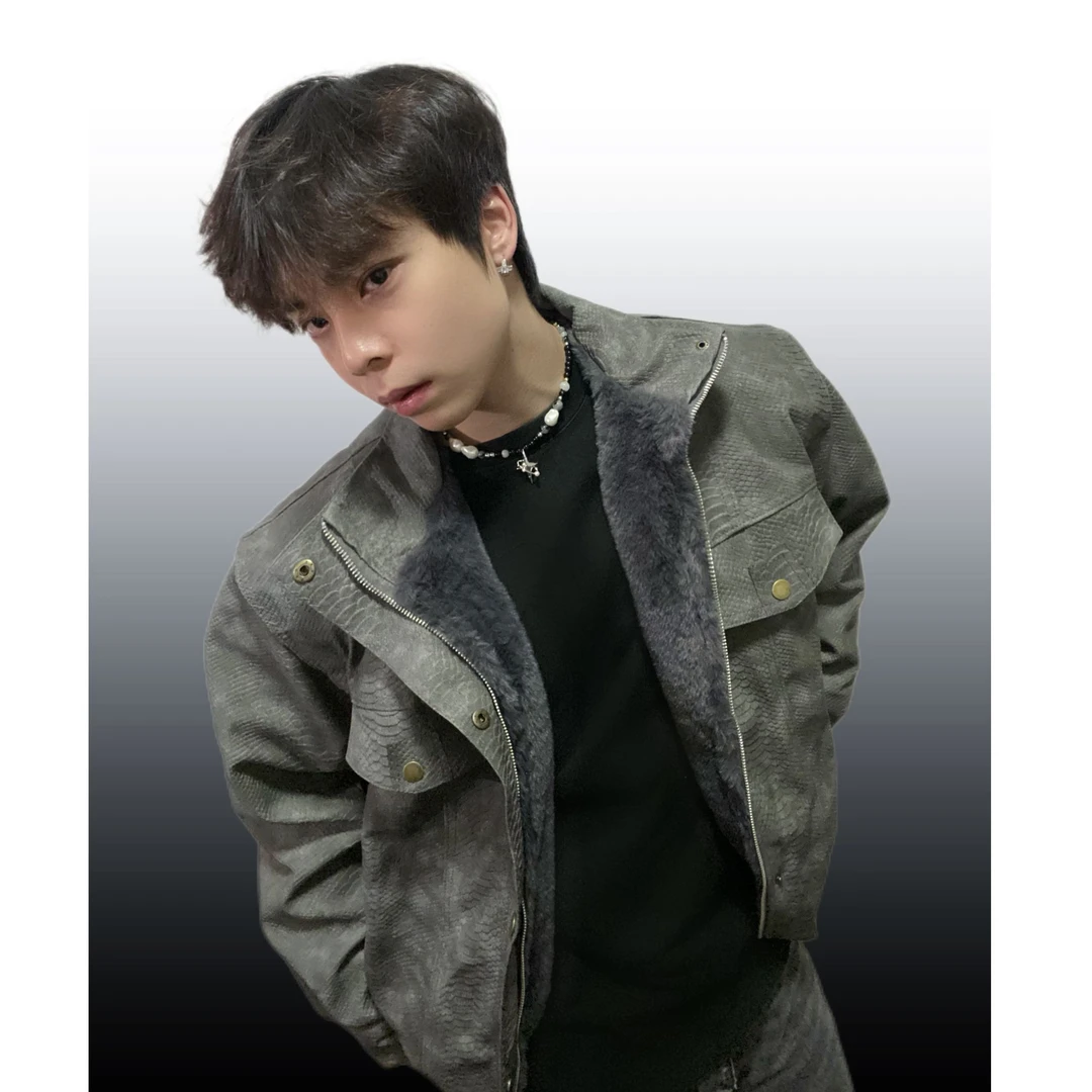 XDYOP「蛇年座山蟒」外套毛领剪裁解构设计洗水PU皮加绒加厚夹克男