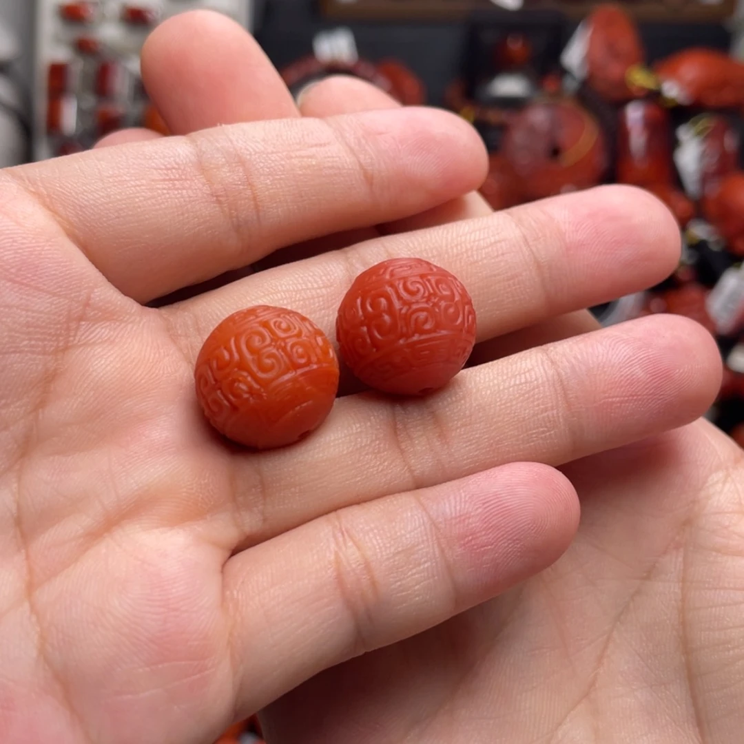 【闪购商品】未镶嵌回纹圆珠对珠16mm南红玛瑙牛****努