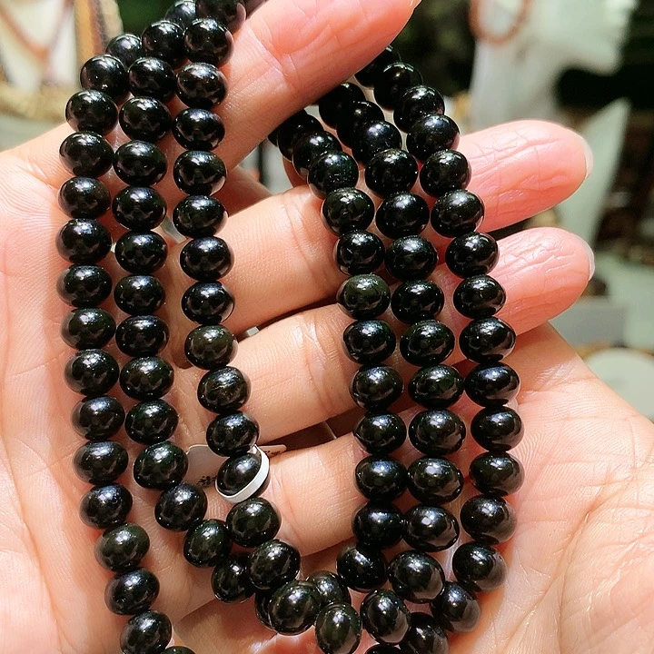 琥珀裸石未镶嵌有星翳珀