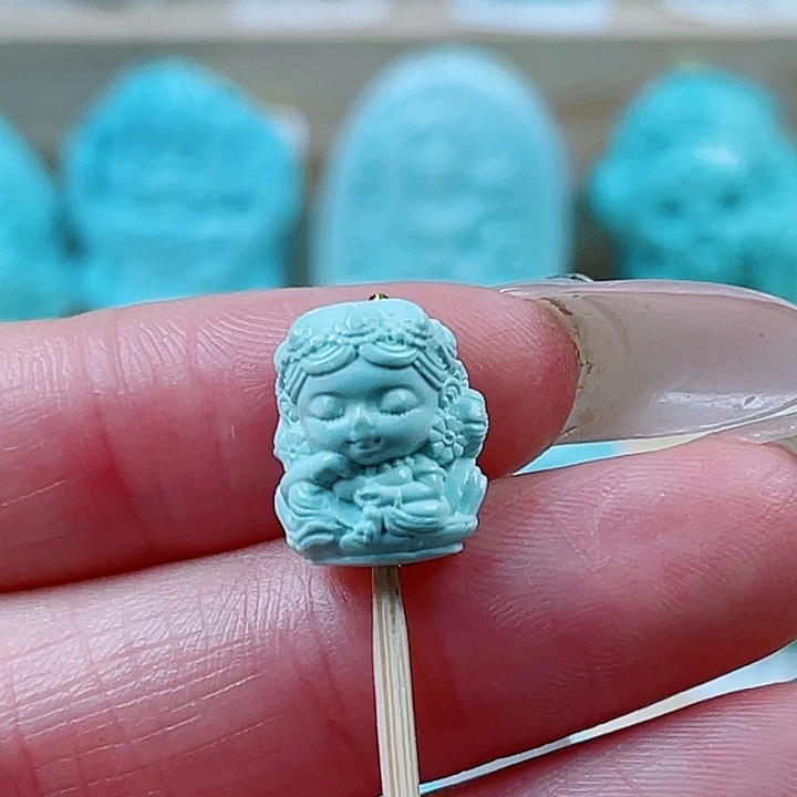 绿松石未镶嵌珠宝奇石