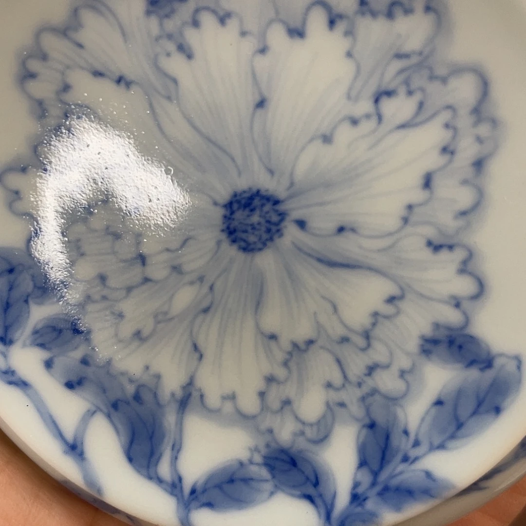 塑料?**宝杯子里还有好多