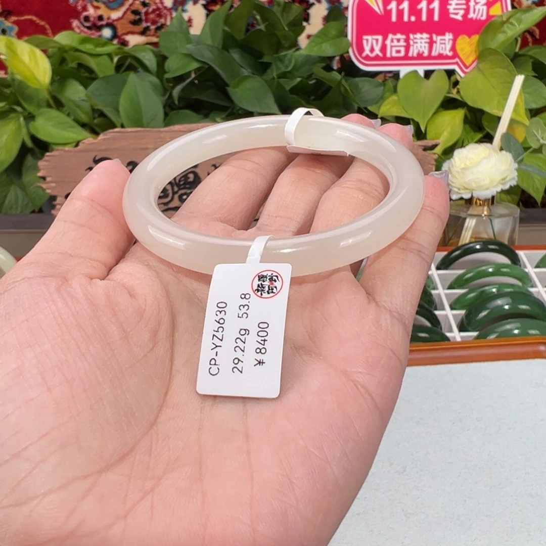 和田玉未镶嵌手镯和田玉美人条手镯