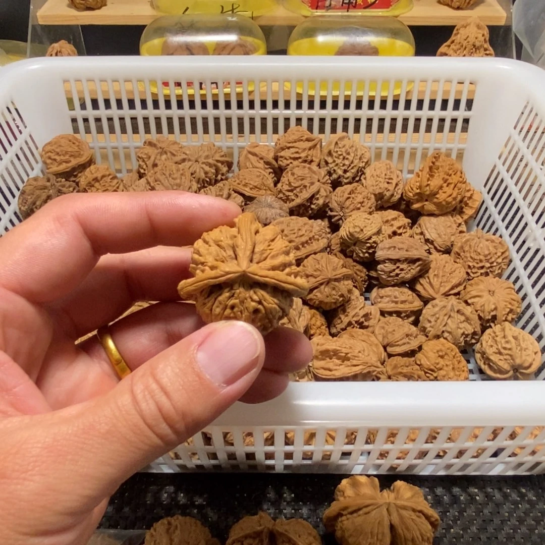 ****饭文玩核桃吊坠核桃异形单只异形