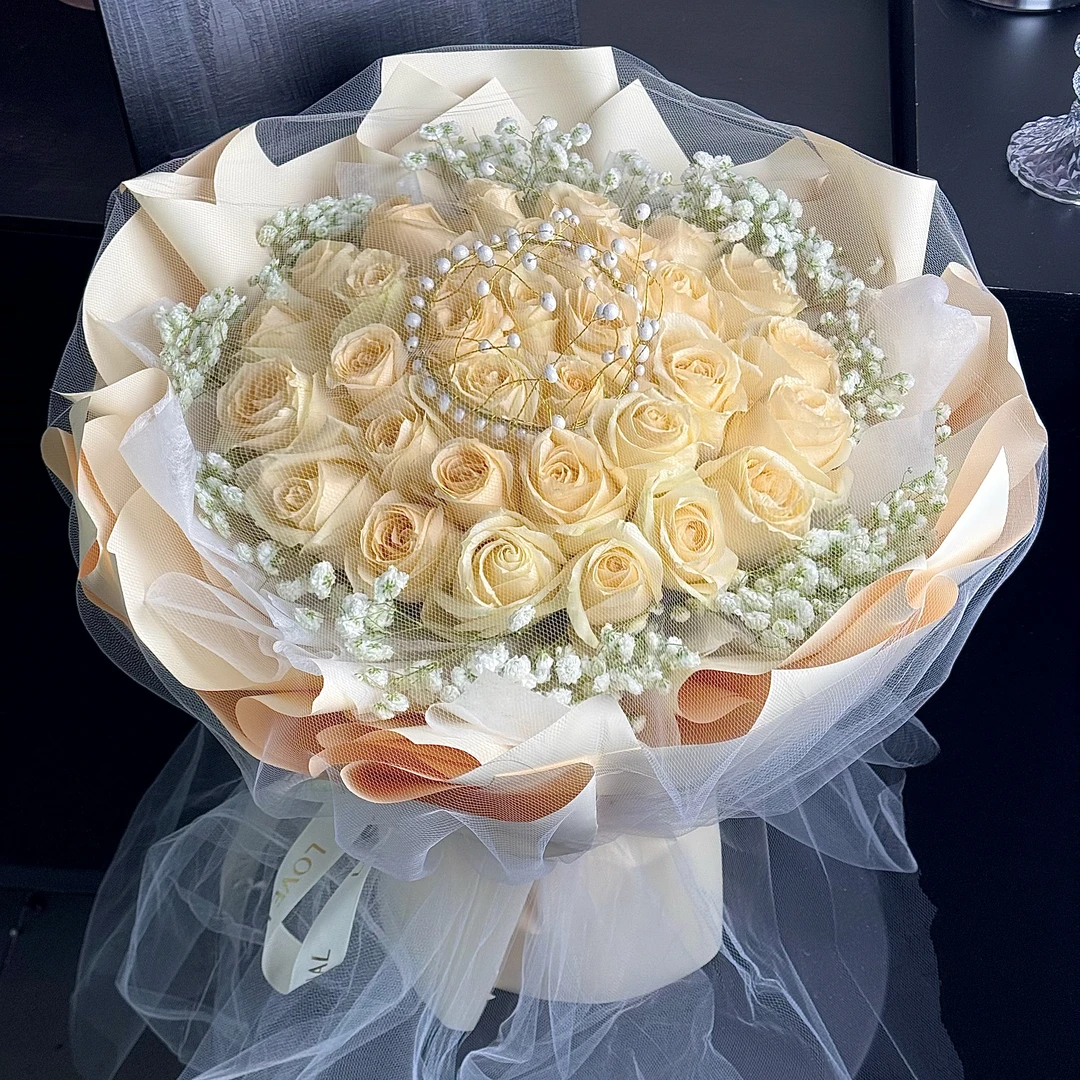 【带上花去见你】33枝香槟玫瑰鲜花束送女朋友老婆闺蜜对象爱人恋人求婚表白附近花店配送上门情人节鲜花小时达
