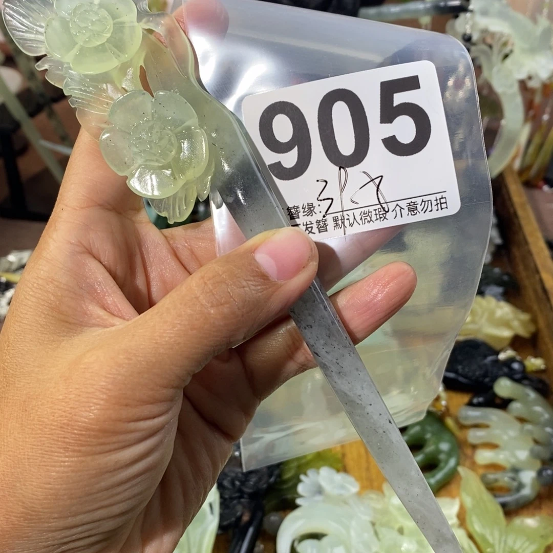 傲***梅蛇纹石玉未镶嵌发饰