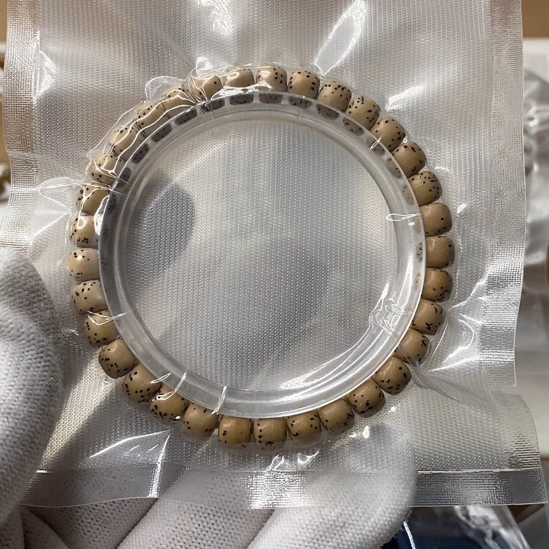 星月菩提吊坠鸡油黄河豚单圈76