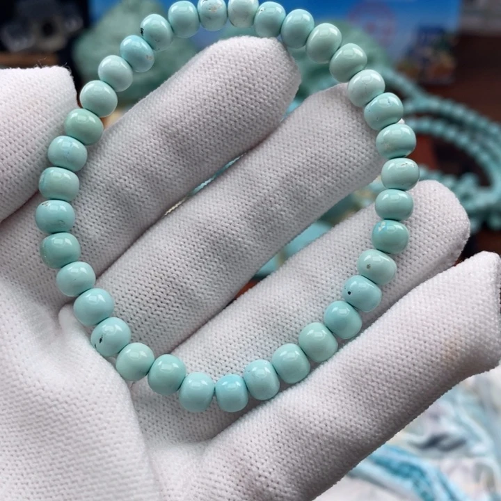 绿松石颈饰未镶嵌