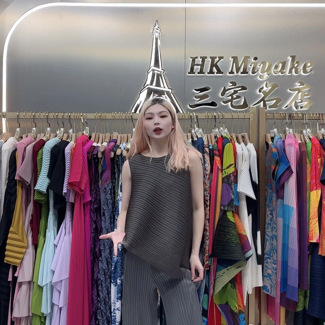 套头深咖色无袖上衣