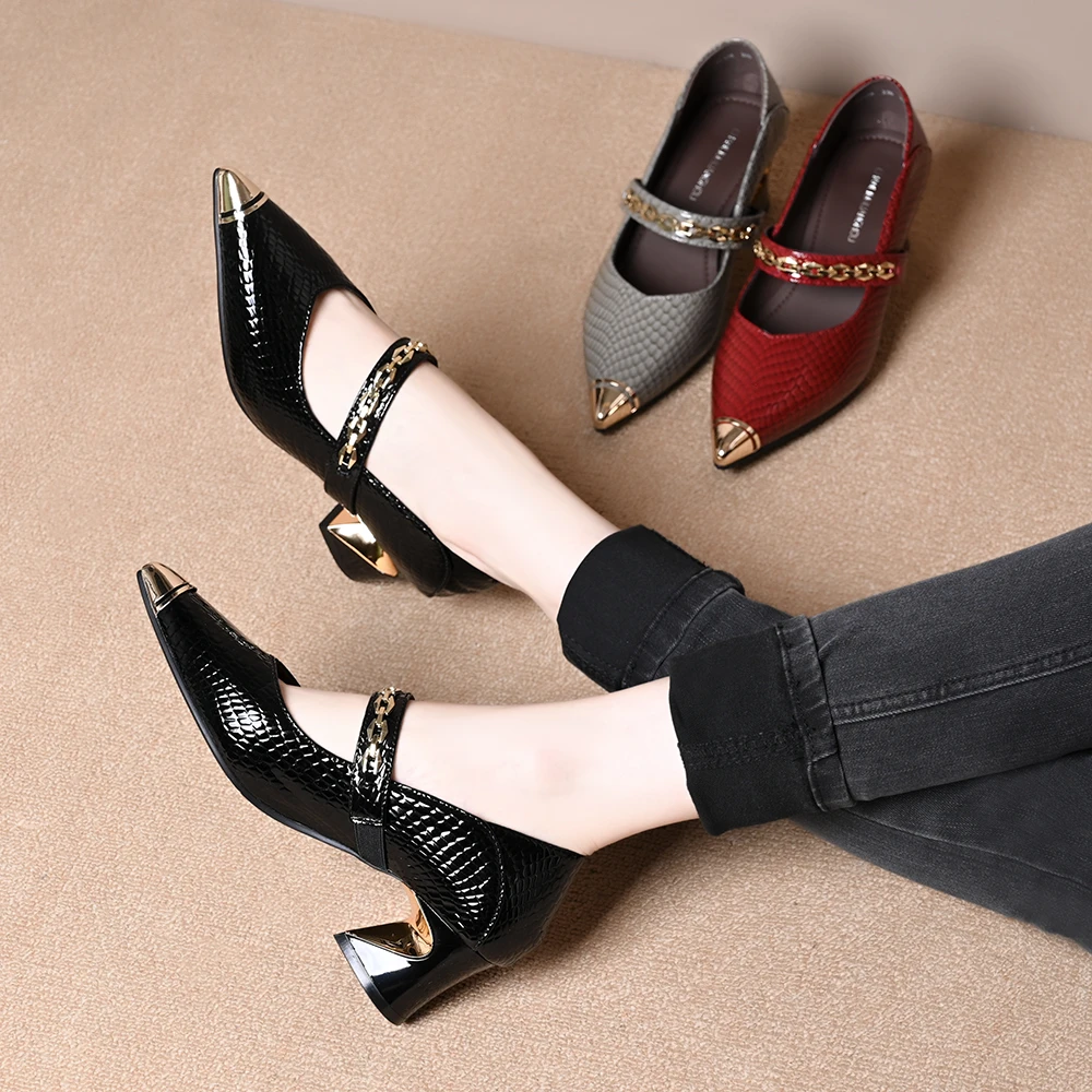 头层牛皮2025春秋新款尖头浅口金属链条粗跟软皮舒适不累脚单鞋女