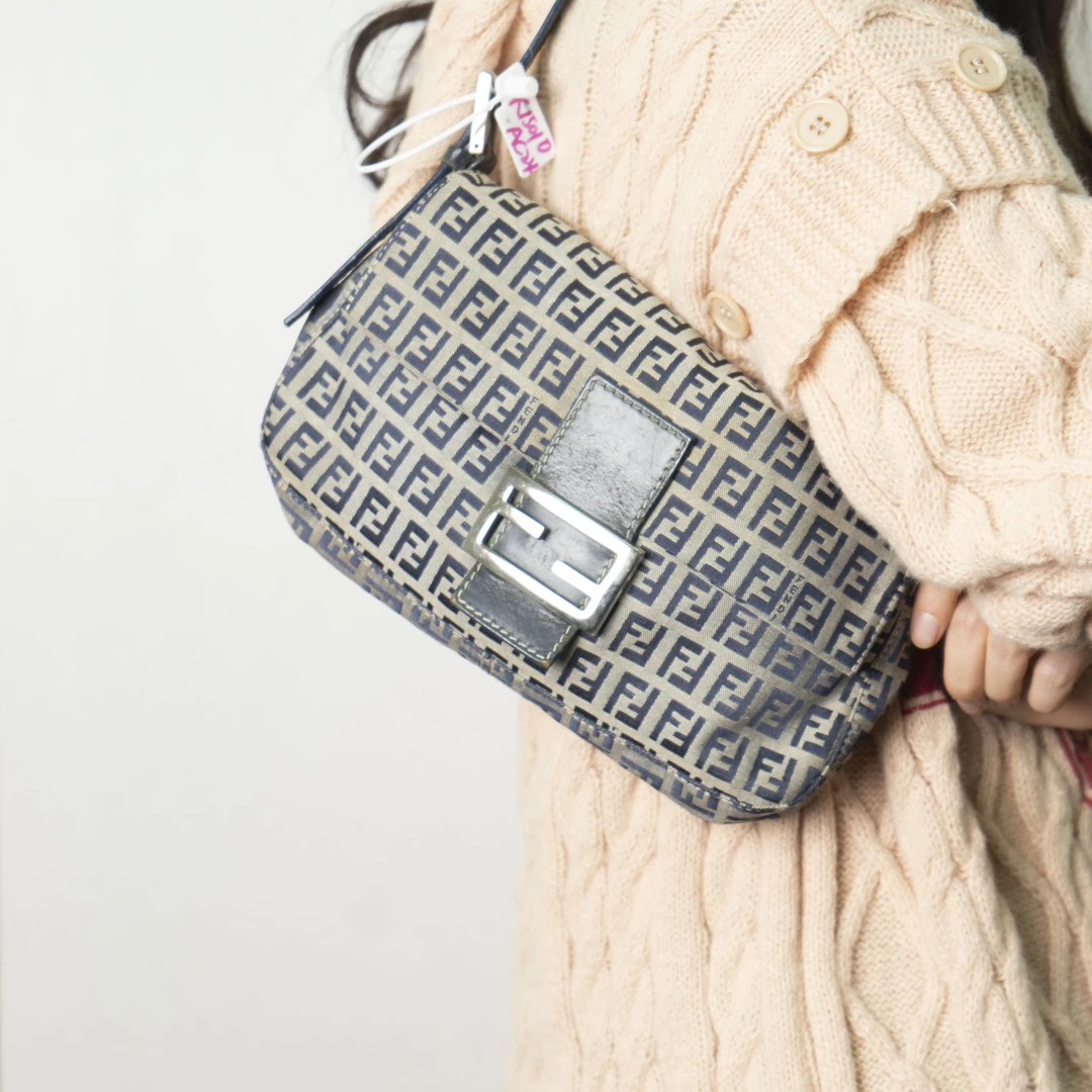 95新 FENDI/芬迪 海军蓝法棍/单肩腋下/24/K15010AC24