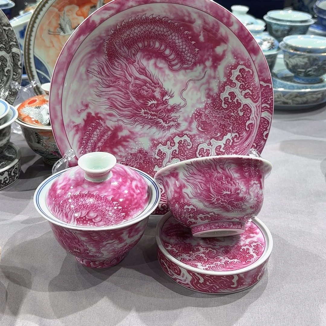 瓷片景德镇瓷器精品陈列