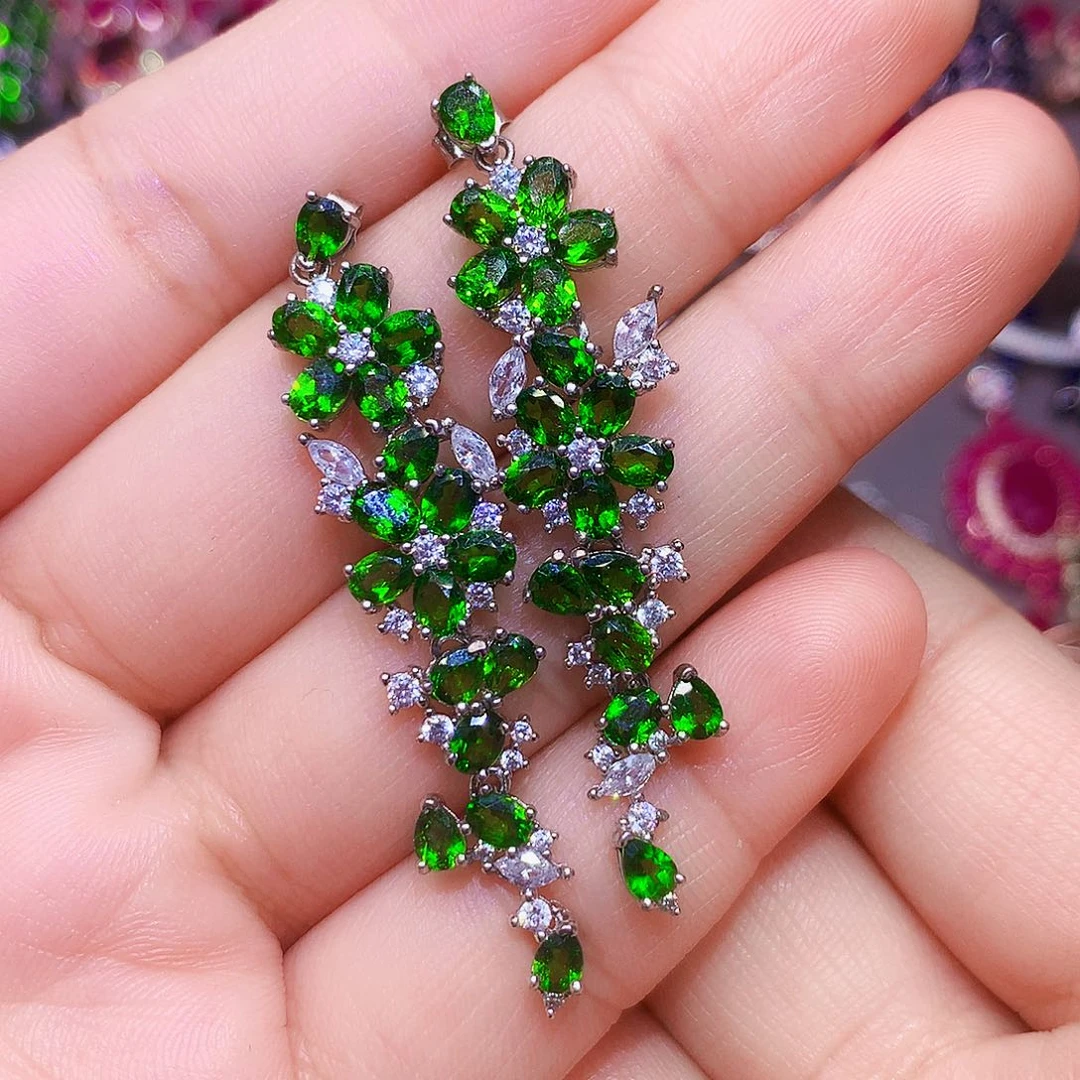 银S925镶嵌透辉石耳饰