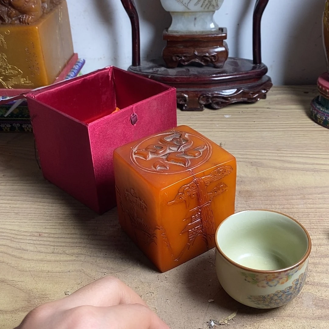闪购商品直播间画面，1
