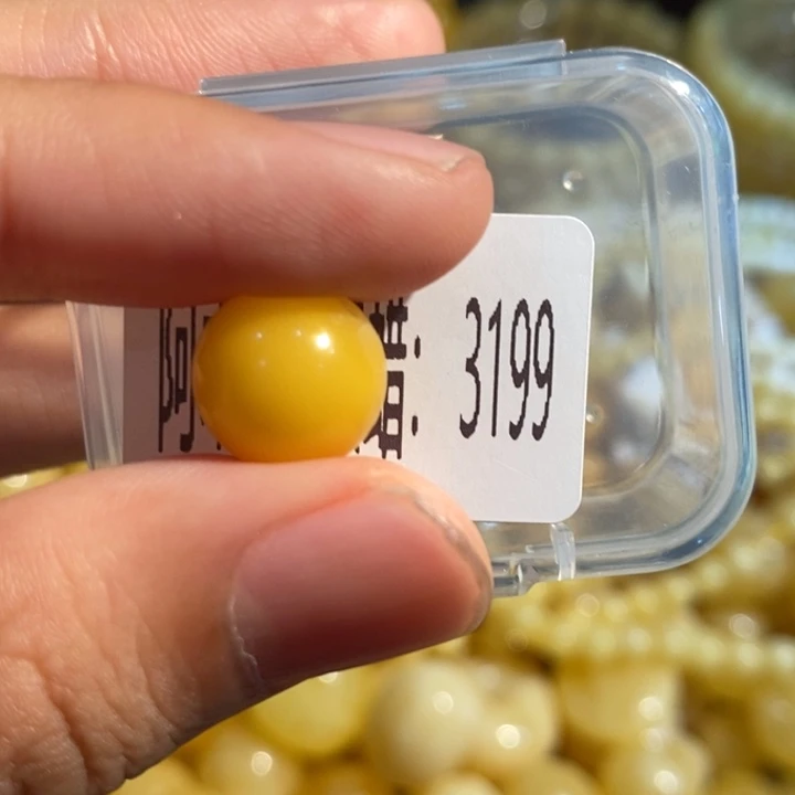琥珀未镶嵌珠宝奇石3199