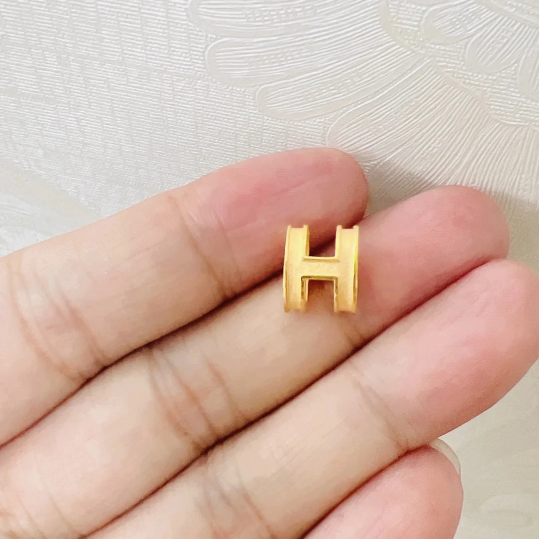 足金999字母h吊坠