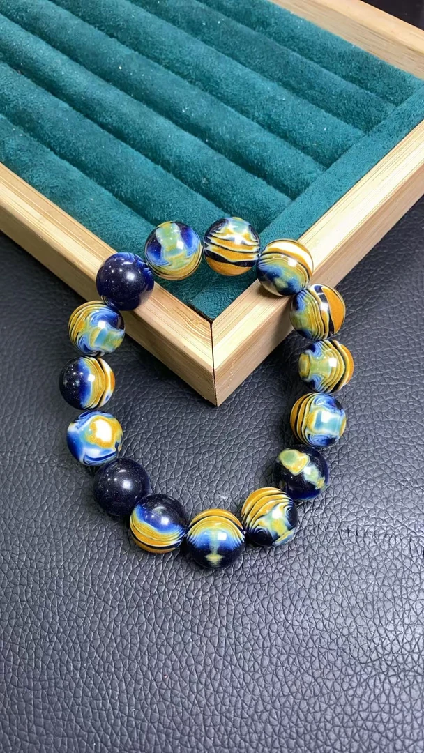 精品时尚手链丫477