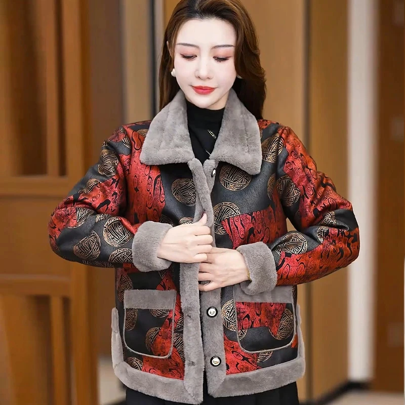 加绒加厚国风印花秋冬短款外套女2024冬季气质小个子加厚保暖大衣