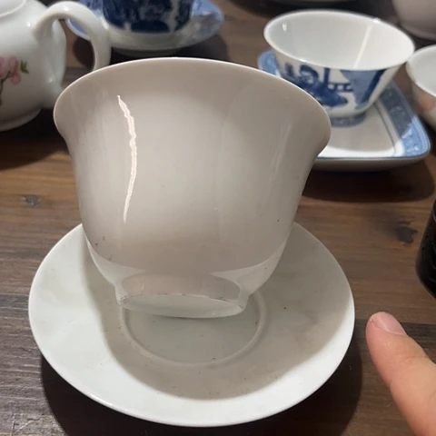 陶瓷大球泥盖碗一套