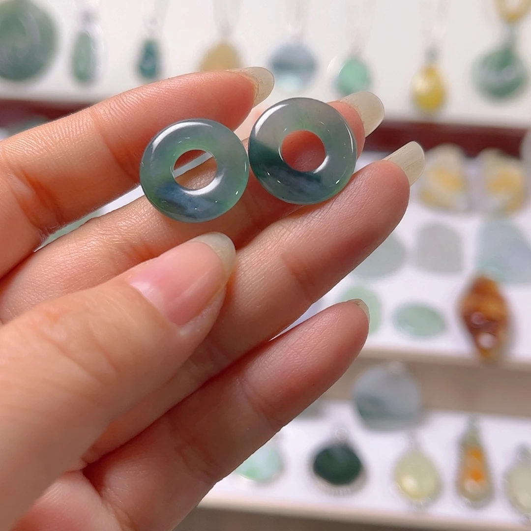 【闪购商品】翡翠颈饰未镶嵌出***仙吊坠