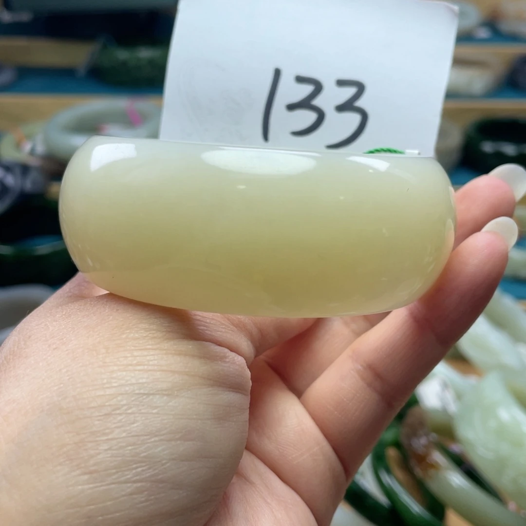 未镶嵌手镯和田玉圈口60