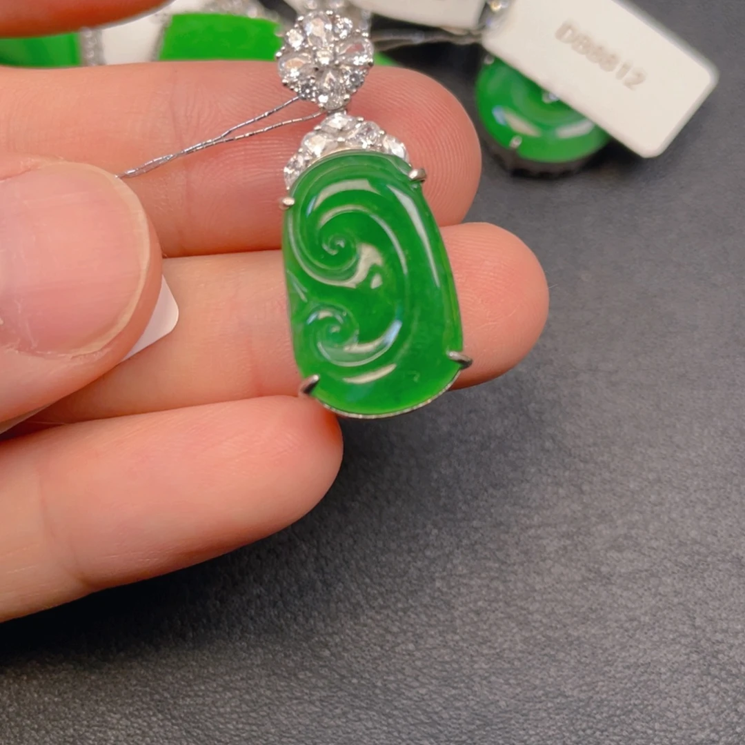 吊坠(不含链)银S925镶嵌翡翠