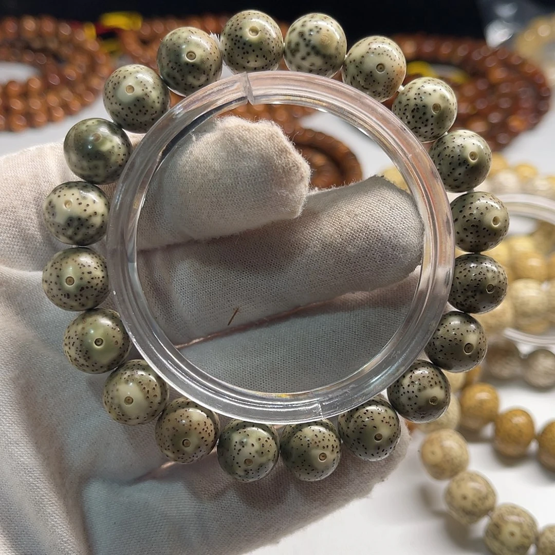 吊坠星月菩提12/11正月苹果圆绿幽灵