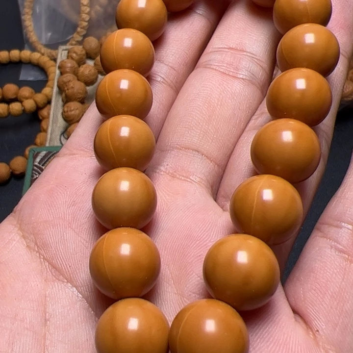 猴头核桃手串图据咯