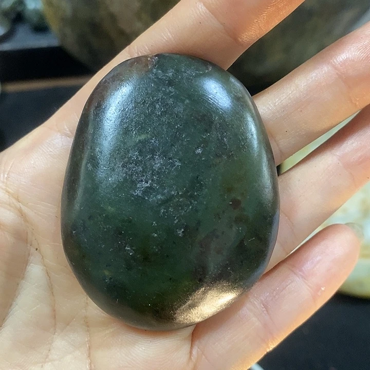 未镶嵌和田玉（糖玉）挂件