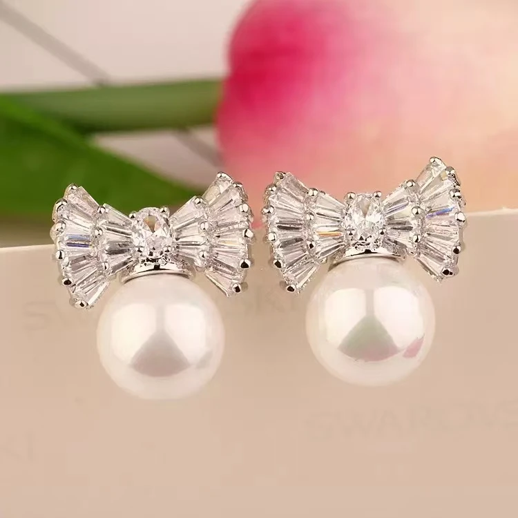 铜合金仿珍珠耳饰 轻奢小众精致锆石蝴蝶结耳钉女ins潮高级感