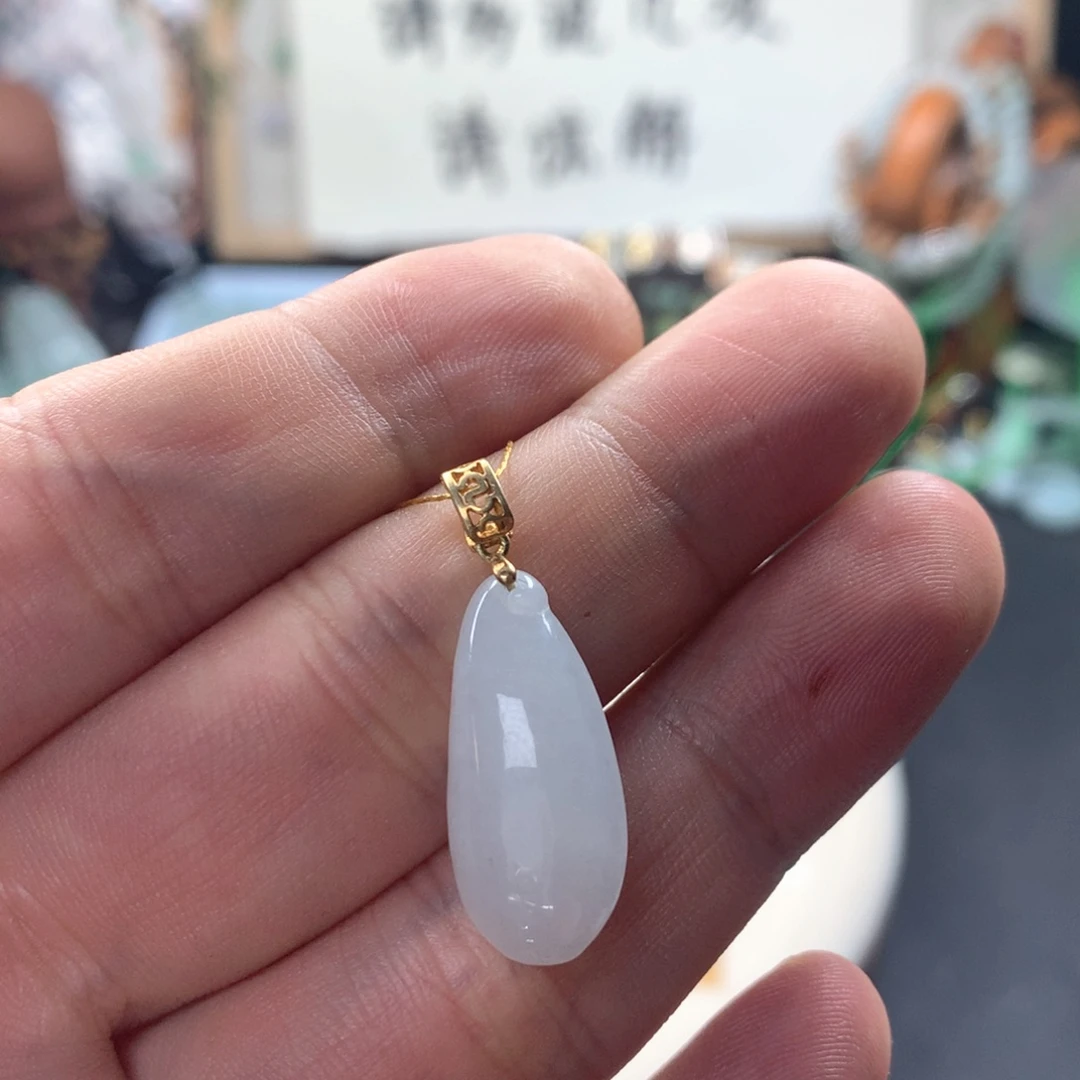 颈饰银S925镶嵌翡翠