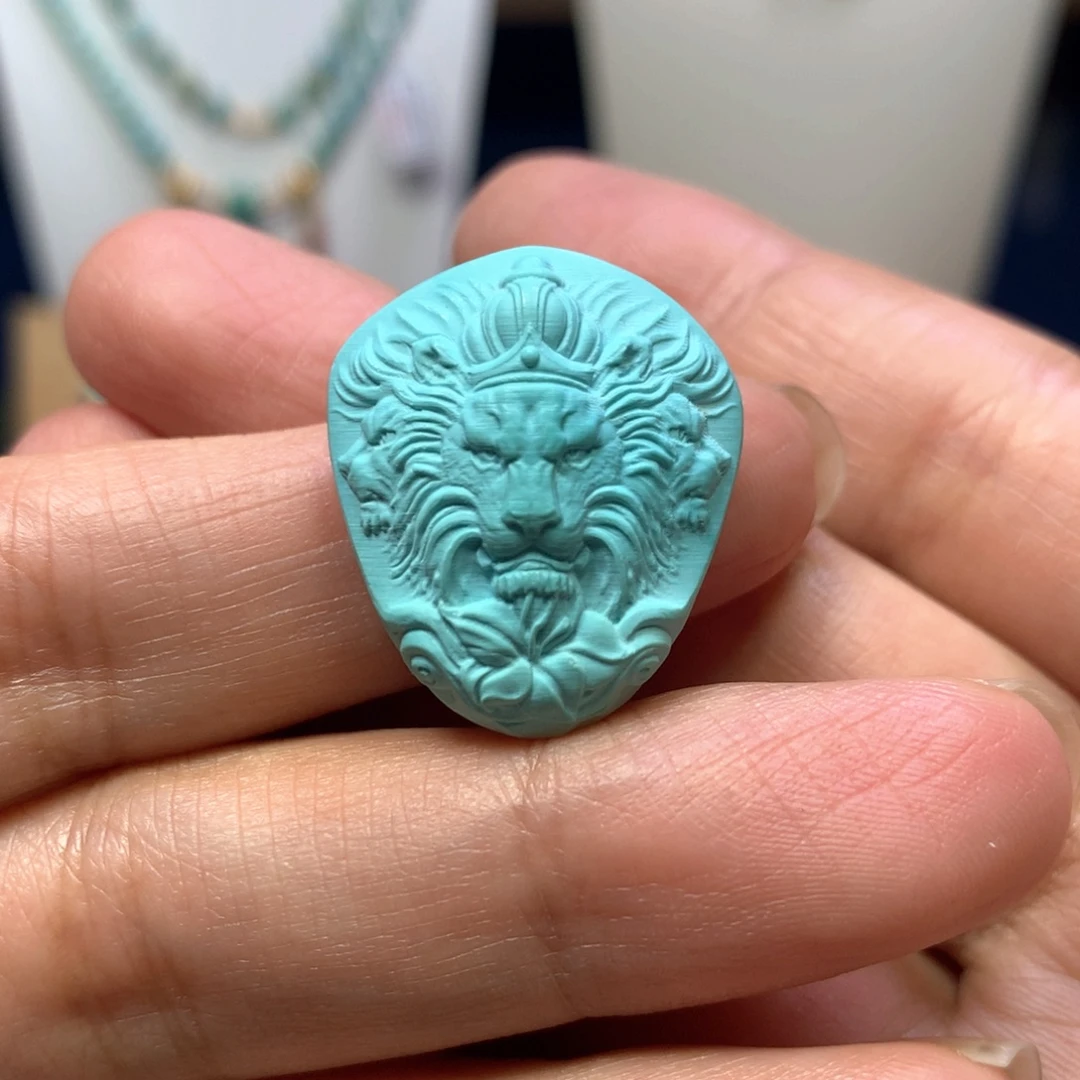 绿松石未镶嵌狮子牌